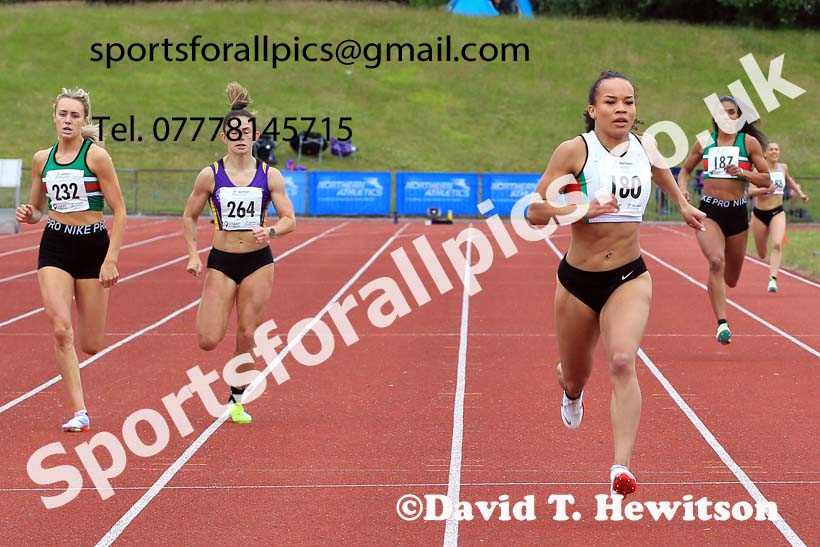 Senior womens 400 metres, 2022 Northern Senior and Under-20 Champs., Wavertree Athletics Centre, Liverpool. Photo: David T. Hewitson/Sports for All Pics